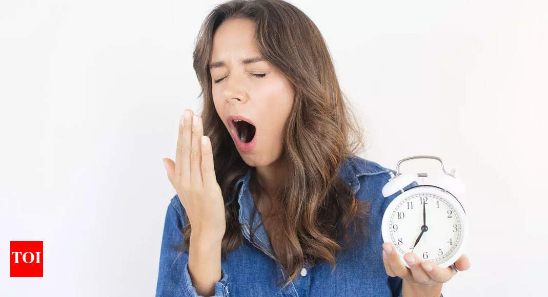 Feel sleepy throughout the day? Adding these 5 food items in daily diet can reduce laziness – The Times of India