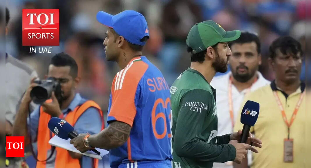 Handshake row takes ugly turn: Pak threaten to withdraw from Asia Cup