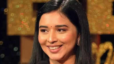 Bigg Boss 19: Tanya Mittal reveals she would talk to her boyfriend late night and her mother would stay awake, says 'She won't sleep until I am back'