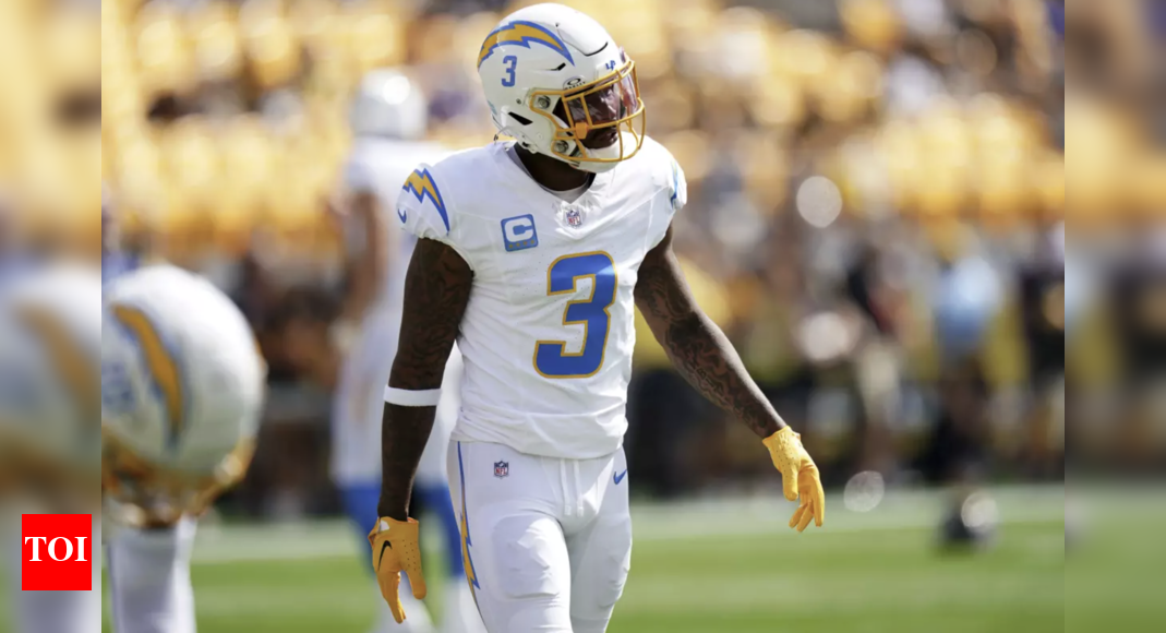 Will Derwin James Jr. play against the Las Vegas Raiders tonight? Latest injury update on Chargers safety