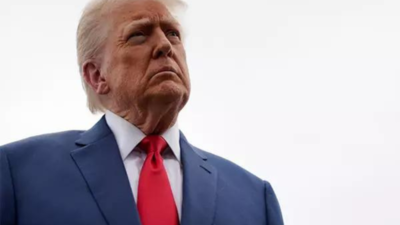  Donald Trump warns Hamas against using hostages as human shields; calls for immediate release