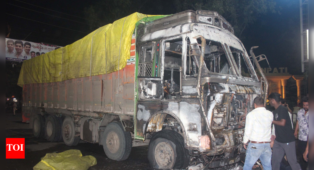 Truck in MP runs over people, 2 die, 11 hurt