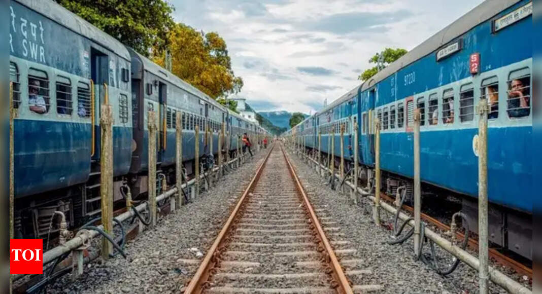 Aadhaar must for 1st 15 minutes of railway booking Aadhaar must for 1st 15 minutes of railway booking