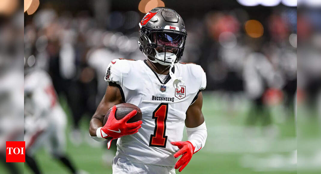 Tampa Bay Buccaneers defense holds Houston Texans on late drive as Rachaad White powers team to victory