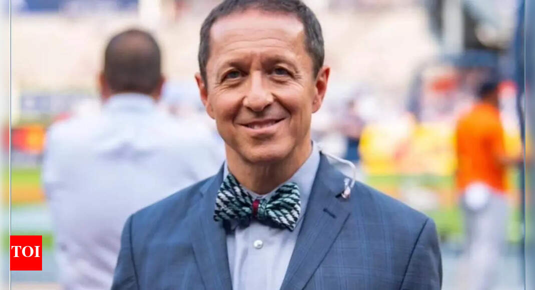 MLB Reporter Ken Rosenthal apologizes after a viral collision incident with the Milwaukee Brewers cameraman