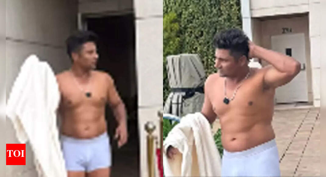 Sarfaraz Khan posts topless photo, internet goes wild - see pic