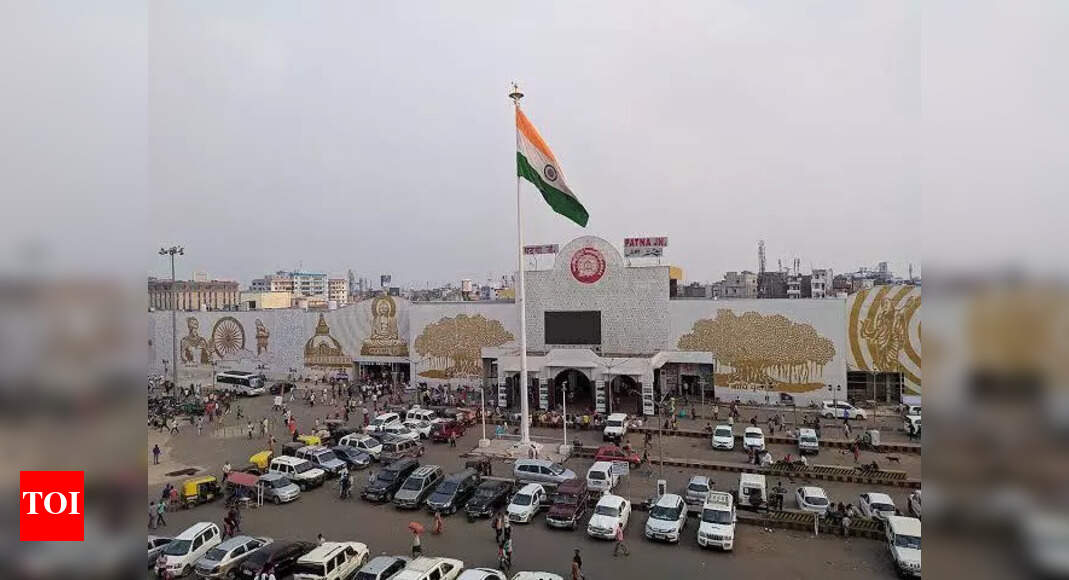 Railways ties up with ride-hailing platform to ease festive rush at Patna Junction
