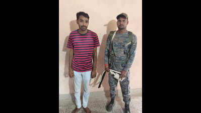 Drug peddler held in Chatra
