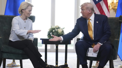  Trump warns Europe; asks Zelenskyy to 'make a deal'