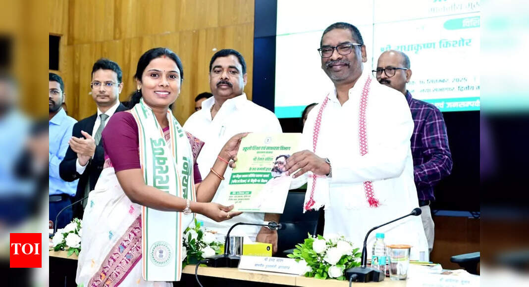 Jharkhand Government Initiates Recruitment of 26,000 School Teachers to Enhance Education Quality