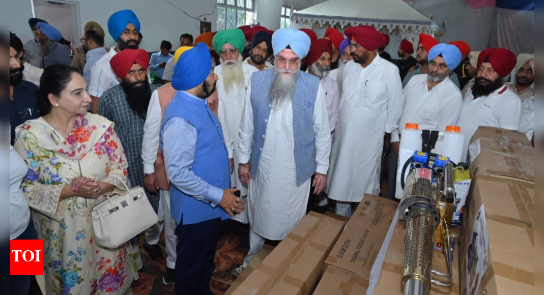 Flood relief warehouse established in Amritsar