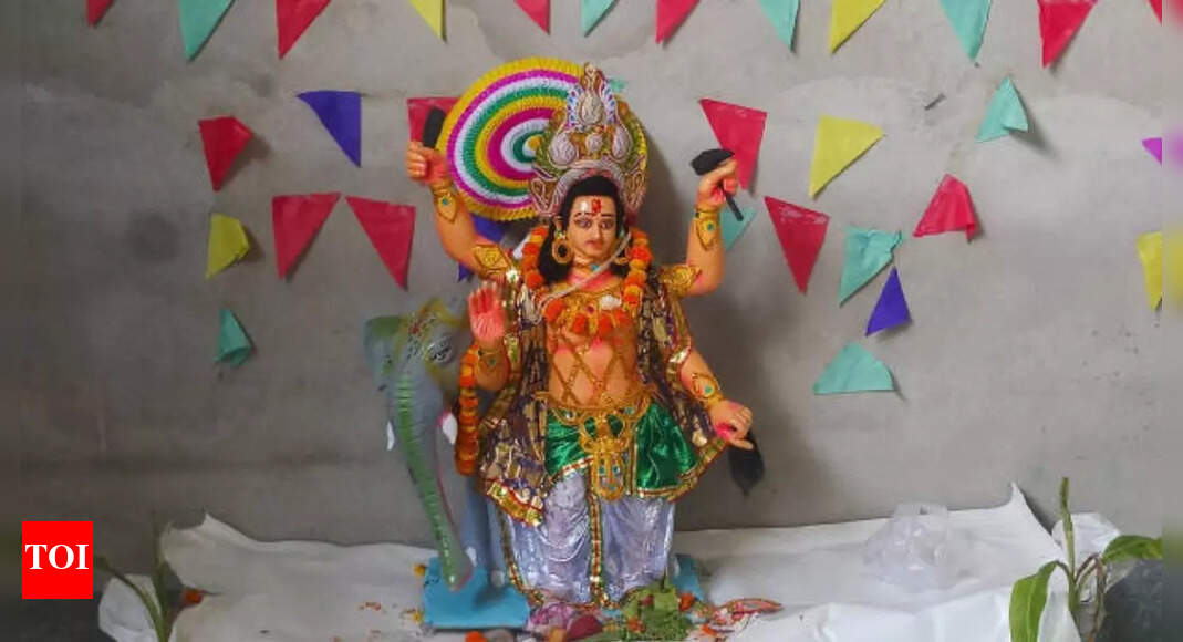 Vishwakarma Puja 2025: 50+ Wishes, Greetings, Messages, Quotes and Pictures to wish your loved ones