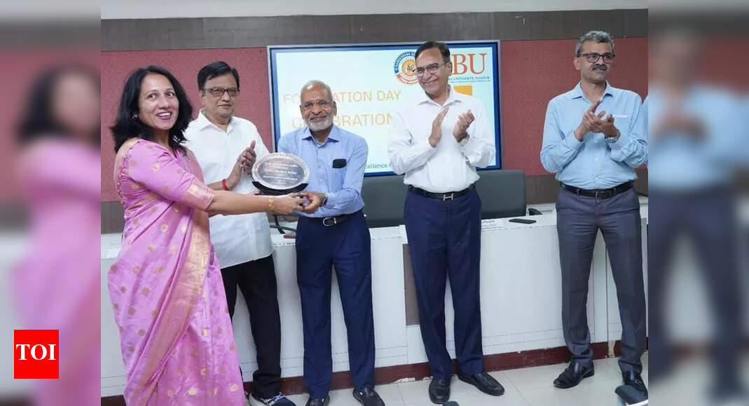 Transparency, Quality Education Drive Success: Banwarilal Purohit | Nagpur News - The Times of India