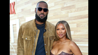  LeBron James' woman  Savannah James gushes implicit    however  the NBA fable  treats her and their family