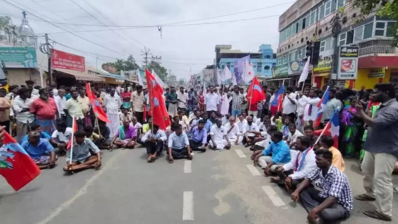 Youth hacked to death in Tamil Nadu by lover’s relatives