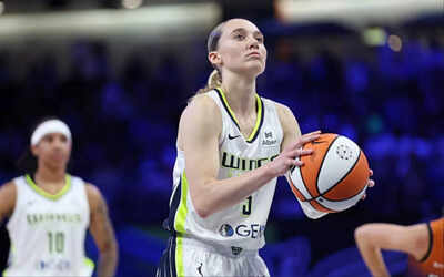 "Thank you God"- Paige Bueckers celebrates Rookie of the Year with heartfelt social media post and Dallas Wings highlights