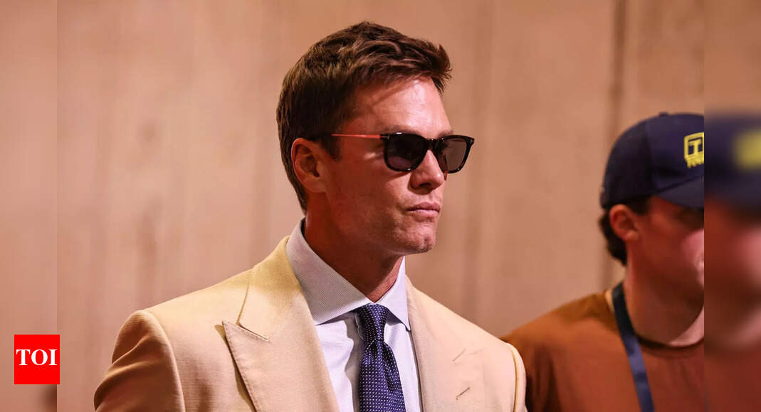 “He’s bullying this league” — Skip Bayless demands Tom Brady to drop the Fox deal after shocking Monday Night Football coaching box scene