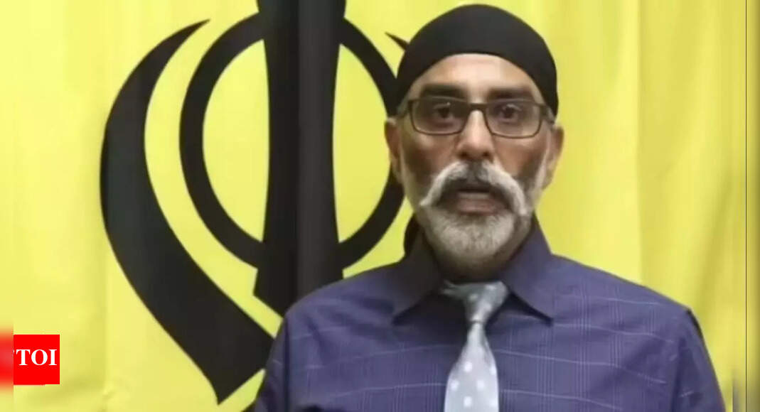 Pro-Khalistan group SFJ threatens Punjab Congress leaders for honouring Rahul Gandhi with siropa