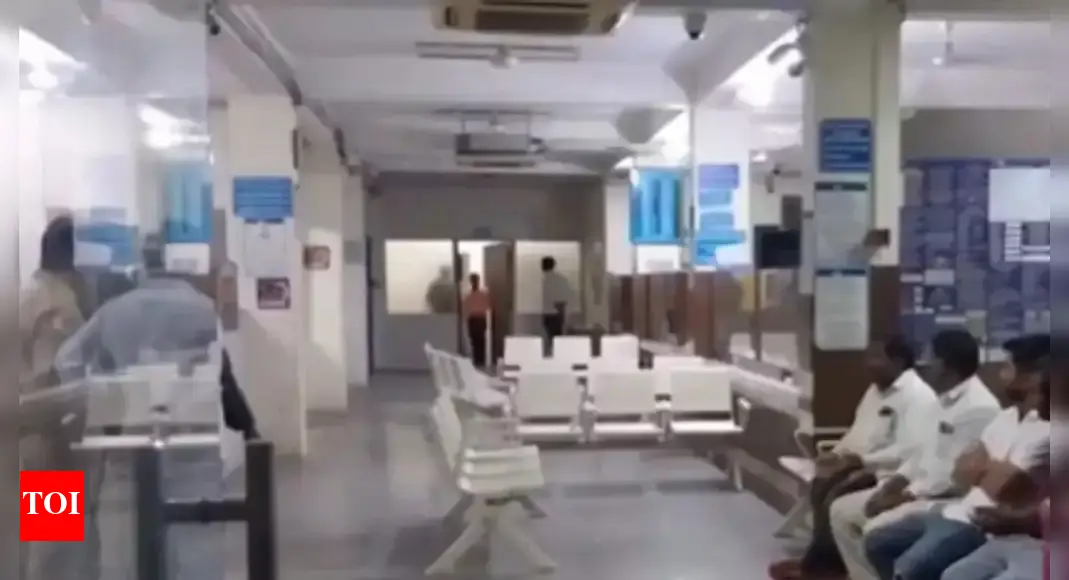 SBI branch looted in Karnataka: Gang barges in, ties staff, flees with massive haul