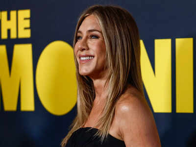 'The Morning Show': Season 5 greenlit before season 4 debut;  Jennifer Aniston and Reese Witherspoon fans excited