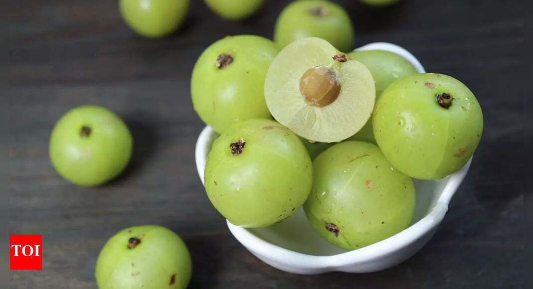 Amla for dosha balance: How to calm Vata, cool Pitta, and reduce Kapha naturally