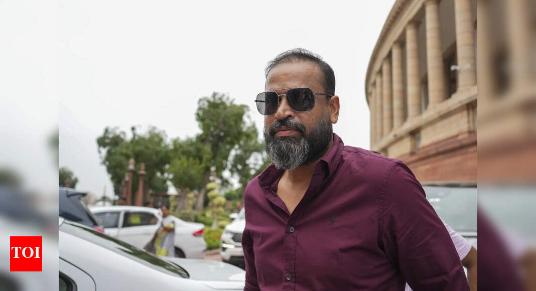 Yusuf Pathan faces legal setback, declared encroacher by Gujarat High Court