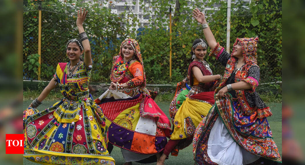 Pune Gears Up for Navratri with Exciting Garba Workshops Across the City