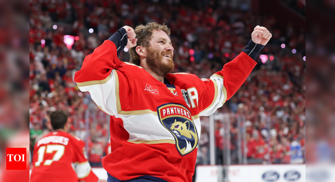 Florida Panthers star Matthew Tkachuk Injury update: Expected out until December