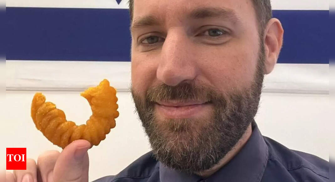 Viral: Israeli spokesperson shares why he gained 10kg within his first year in India, netizens react