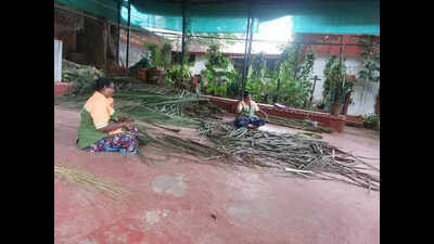 HDMC to turn coconut fronds into brooms and fertiliser