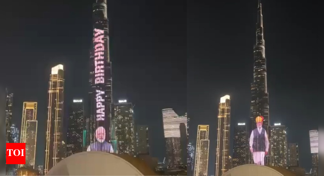 <div>Modi's portrait lights up Burj Khalifa: Iconic Dubai landmark honours PM-  watch video</div>