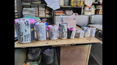 Cops Bust Drug Trafficking Ring With Arrest Of 5 Men Delhi News - The