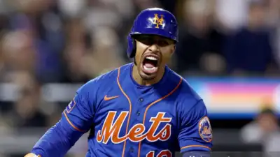 New York Mets Francisco Lindor Beams with Pride as Wife Katia Performs National Anthem at Mets Game