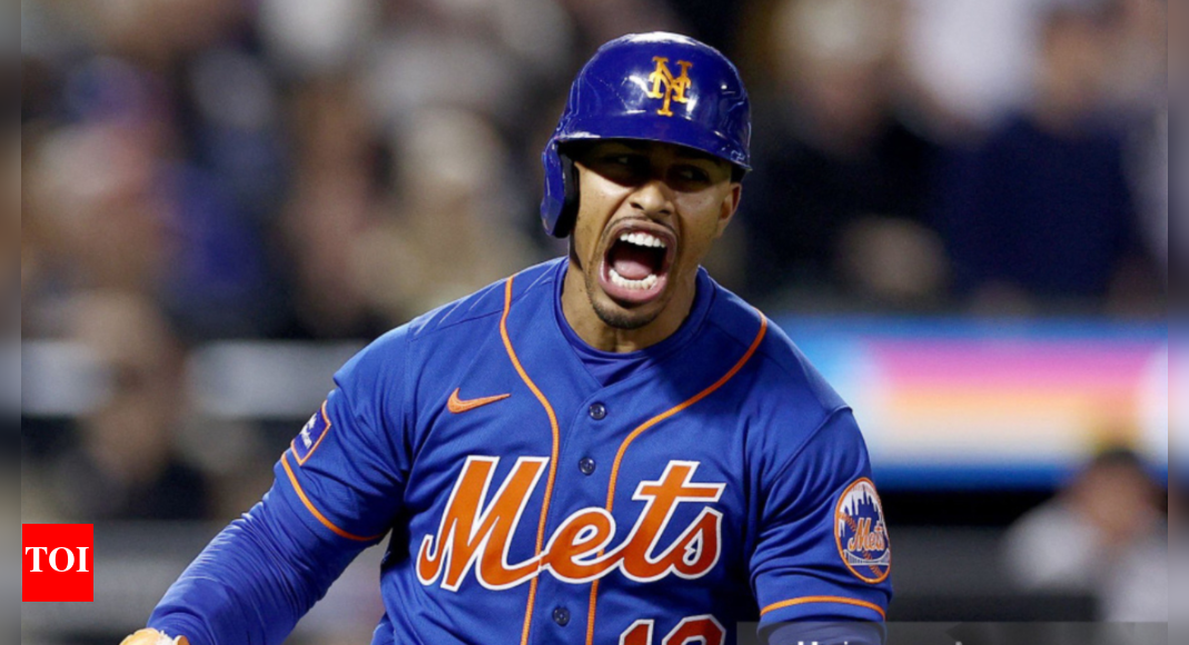 New York Mets Francisco Lindor Beams with Pride as Wife Katia Performs National Anthem at Mets Game