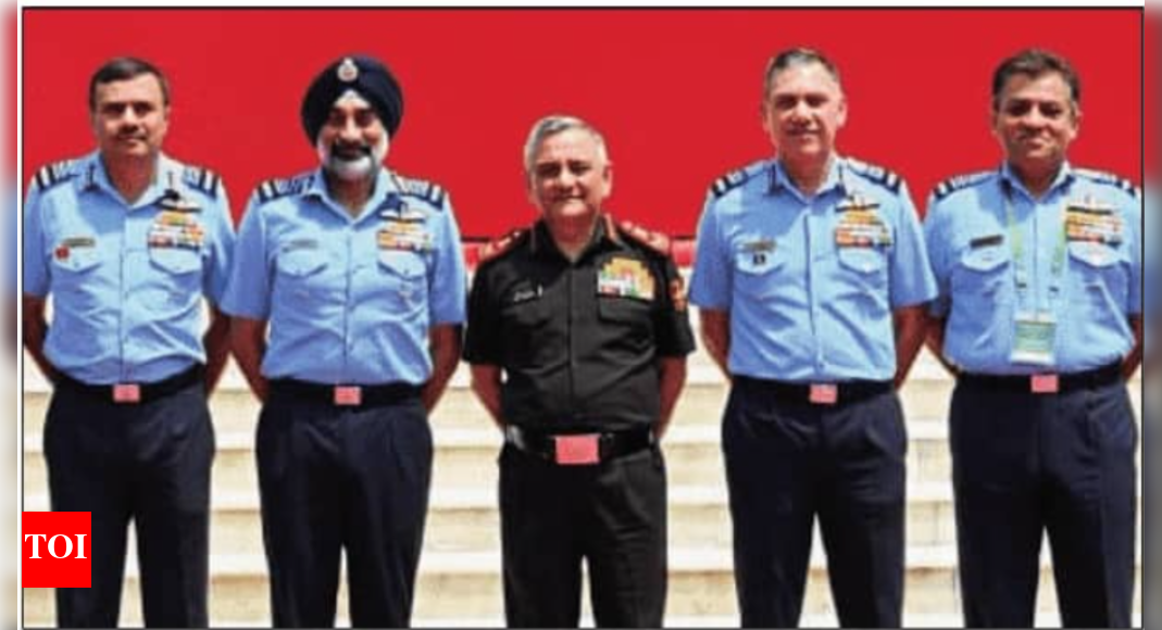 Top commanders release jt military space doctrine