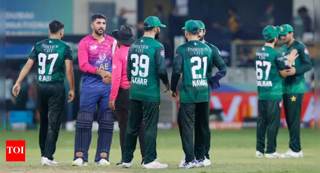 Asia Cup: Pakistan join India in Super 4s; Group B fight goes down to the wire