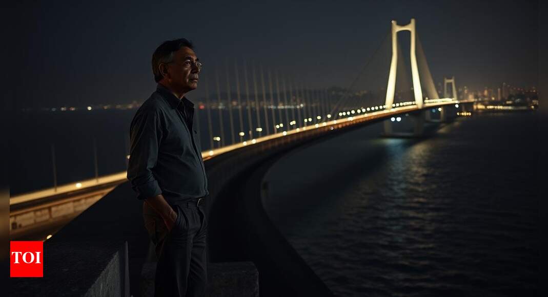 Mumbai man asks cab to halt on sea link shouting snake bite, jumps off