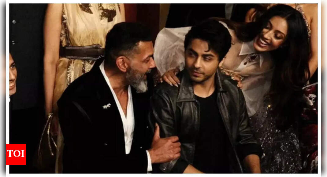 Bobby Deol tries to make Aryan Khan smile - Watch