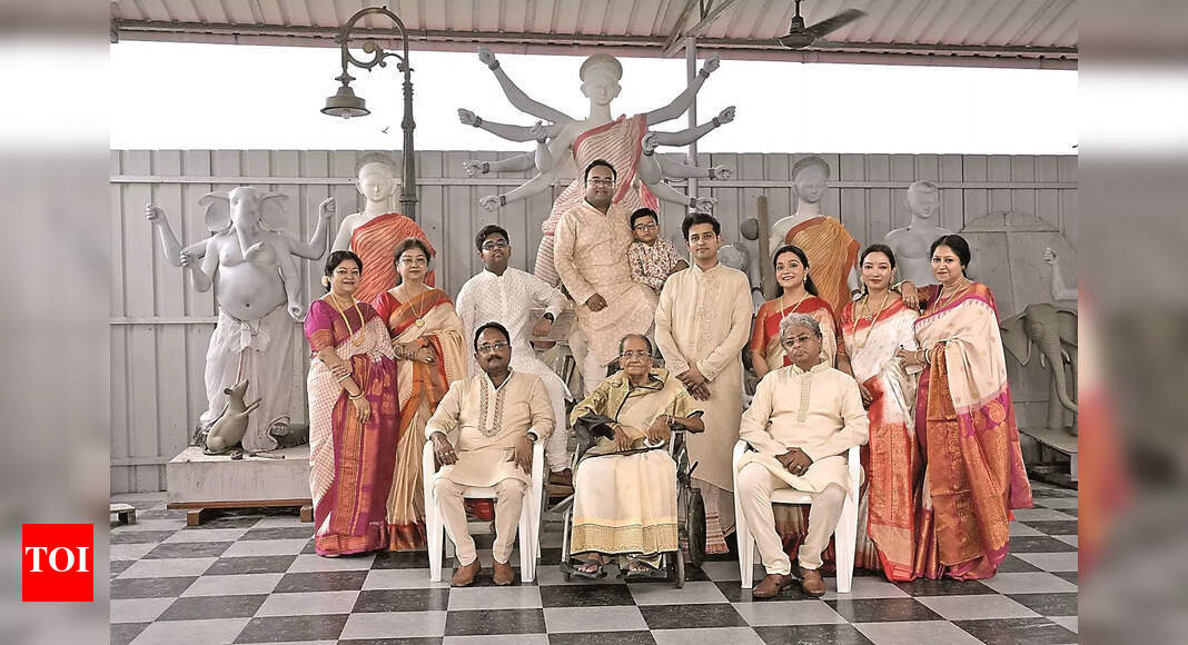 108 luchis daily & a 14-yard benarasi: ‘Our Pujo is by the family, for the family’