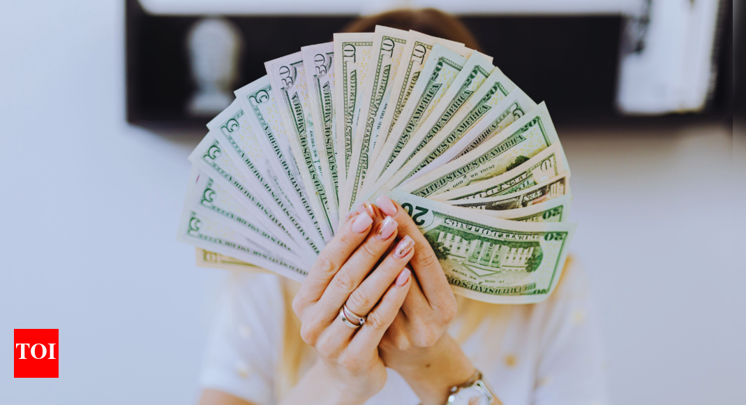 10 countries and territories where the US dollar is the official currency