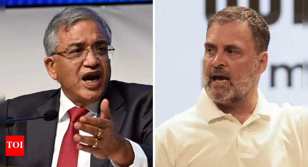 <div>'No deletion can be done online': EC dismisses Rahul Gandhi's Aland vote-chori charge; calls it 'baseless'</div>