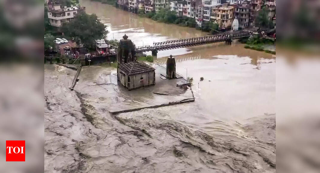Himachal Pradesh rain fury: Over 400 dead since monsoon onset; over 3,000 houses completely destroyed
