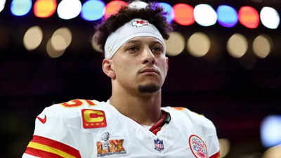 Patrick Mahomes’ surprise wrist injury raises new questions for Chiefs ahead of Giants matchup | NFL News - The Times of India