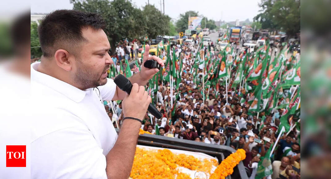 Tejashwi urges people to dethrone NDA govt