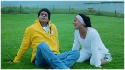 Kajol calls Shah Rukh Khan’s Rahul a ‘red flag’; reflects on the rift with Karan Johar saying 'friends fight'