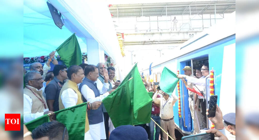 Daily Raipur–Rajim MEMU service launched; fare set at Rs 15, travel time cut by 30-45 minutes