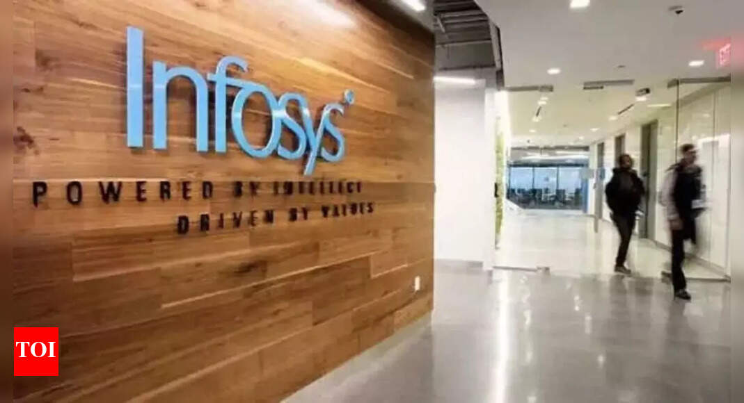 Infosys sends email to employees, offers rewards up to Rs 50,000 for referral program to boost female workforce