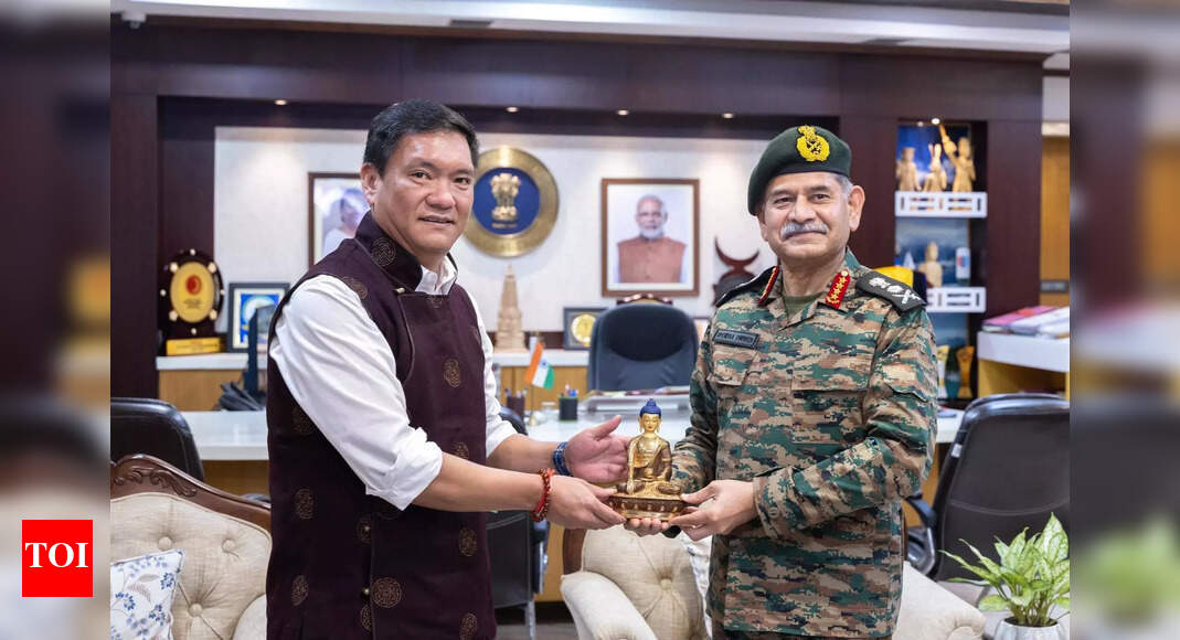 Army chief holds talks with Arunachal CM, governor
