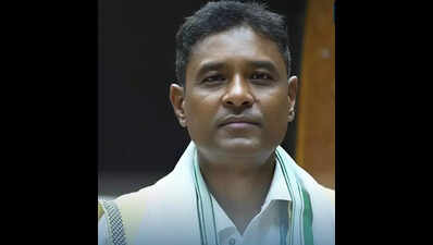 Bezbaruah trihms नामित