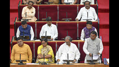 Odisha assembly pays tribute to departed legislators